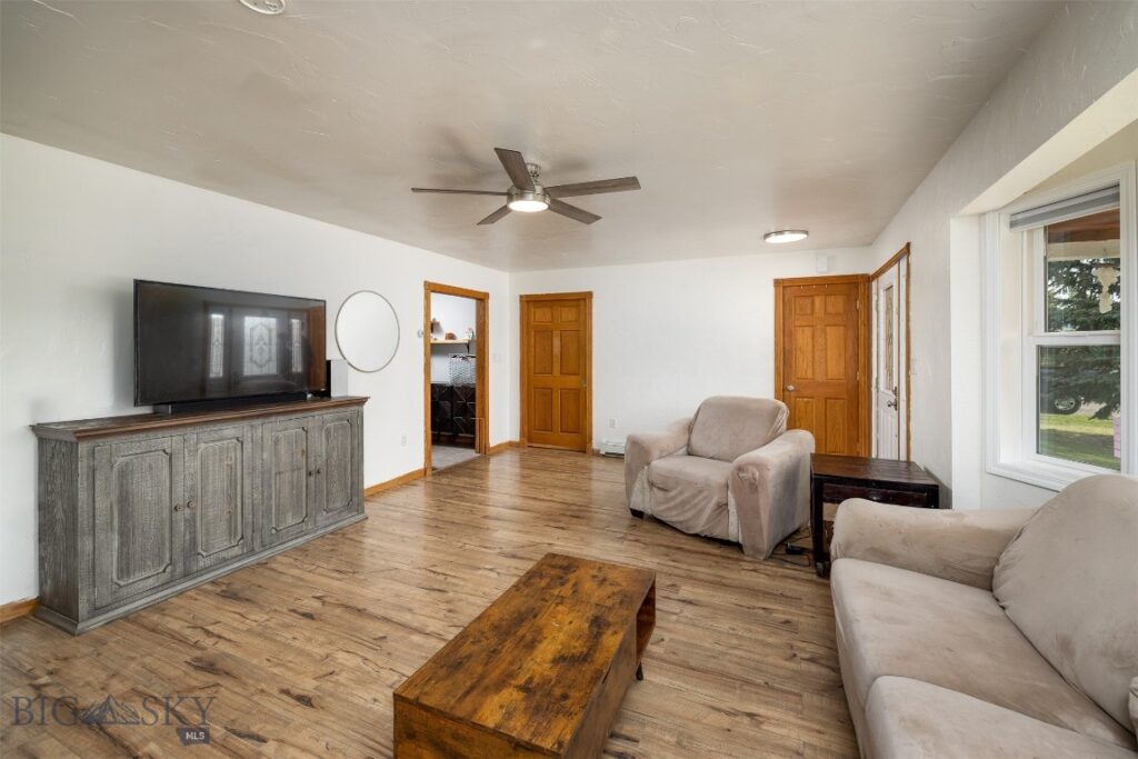 3490 Magenta Road, Bozeman MT 59715