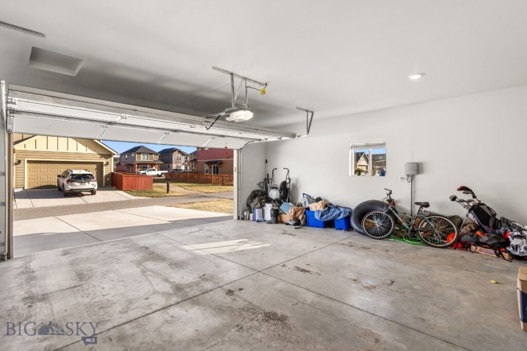 352 Pond Lily Drive, Bozeman MT 59718