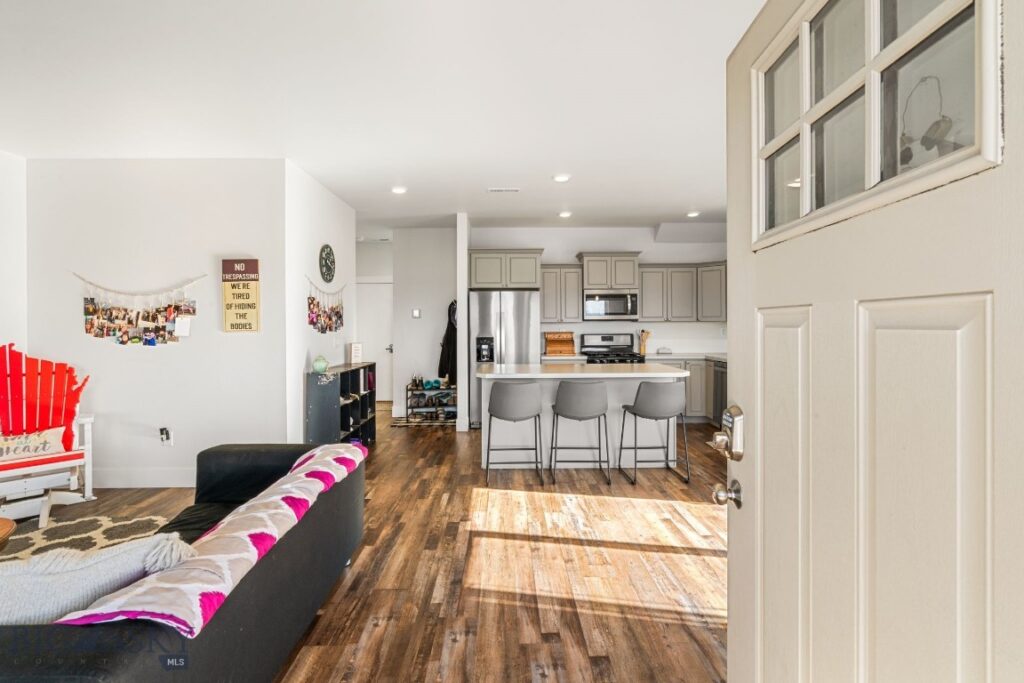 352 Pond Lily Drive, Bozeman MT 59718