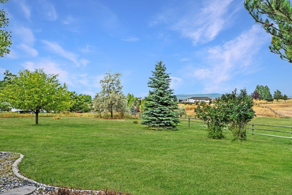 353 Little Wolf Road, Bozeman MT 59715