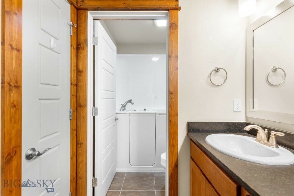 3559 Annie Street, Bozeman MT 59718