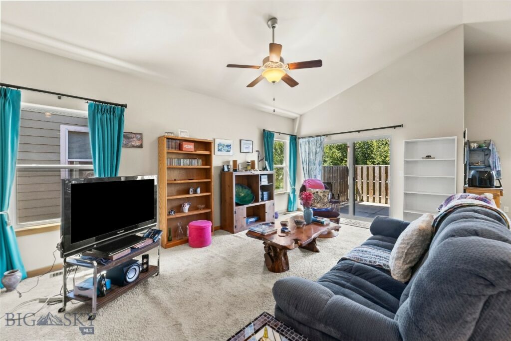 37 Voyager Lane, Bozeman MT 59718