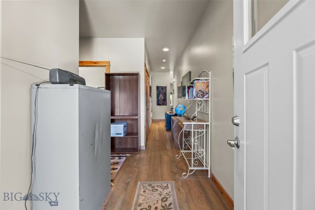 37 Voyager Lane, Bozeman MT 59718