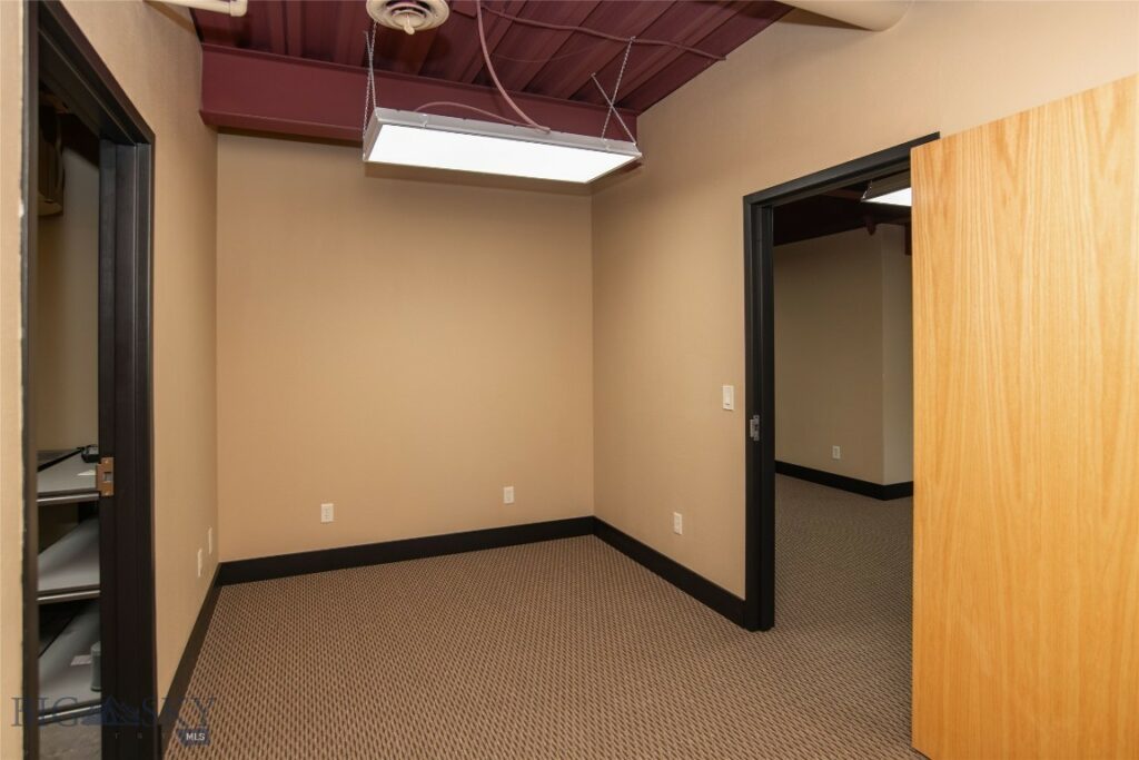 3701 Trakker Trail, Bozeman MT 59718