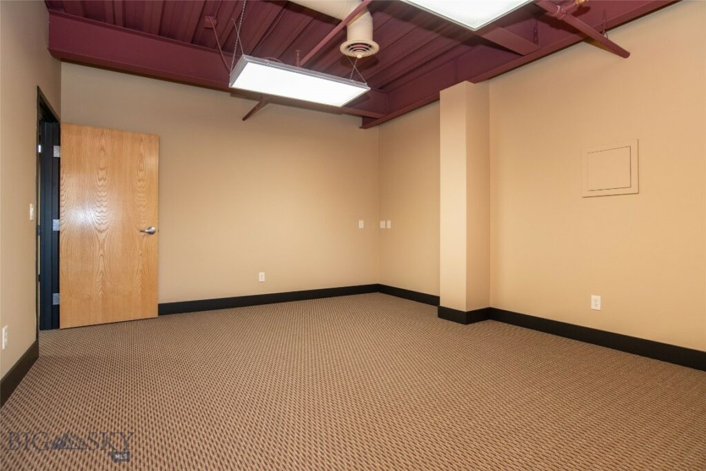 3701 Trakker Trail, Bozeman MT 59718