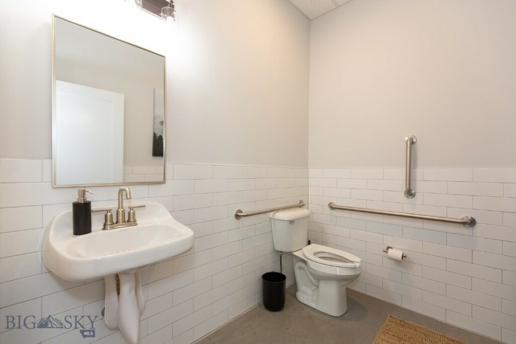 3766 Equestrian Lane, Bozeman MT 59718