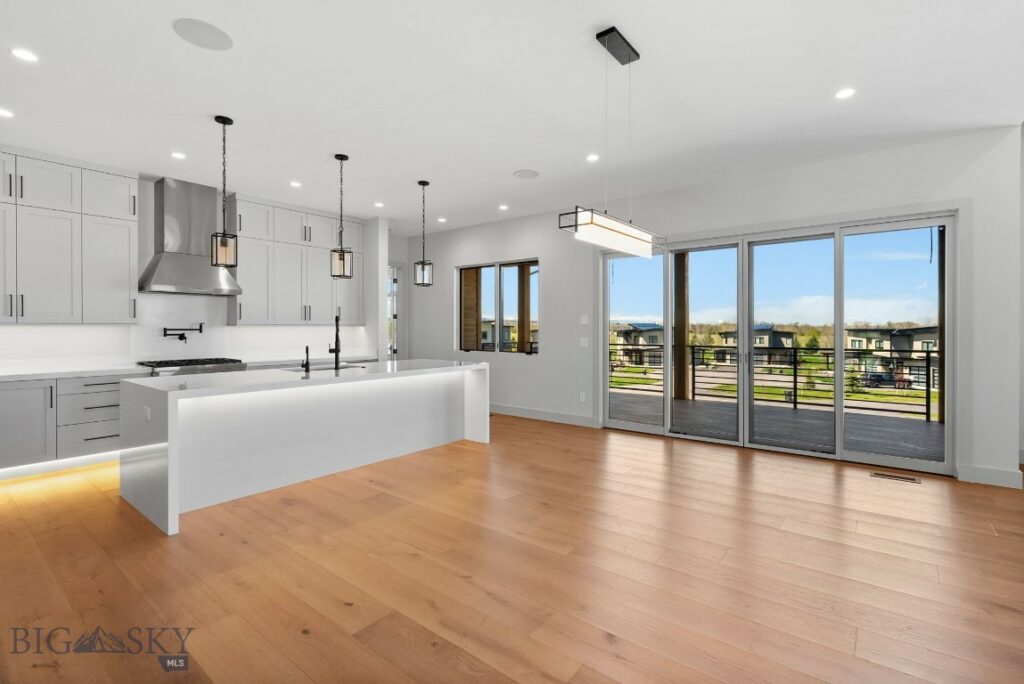 379 Black Bull Trl, Bozeman MT 59718