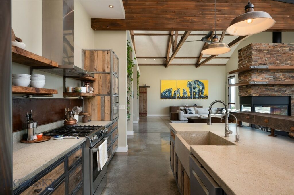 380 Mountain Man Trail, Bozeman MT 59730
