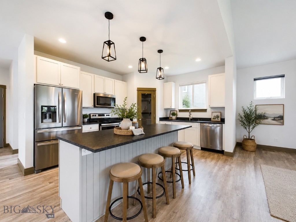 382 Talon Way, Bozeman MT 59718