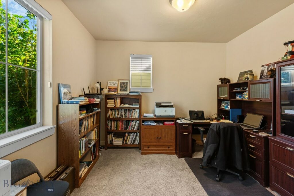 3825 Equestrian Lane, Bozeman MT 59718