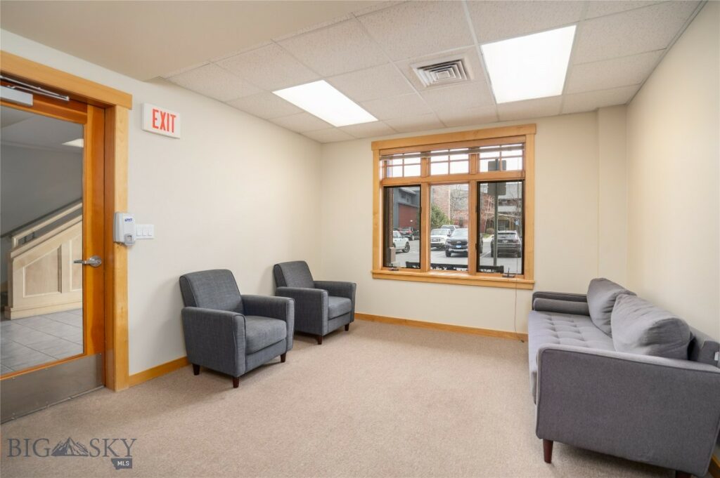 3825 Valley Commons Dr, Bozeman MT 59718