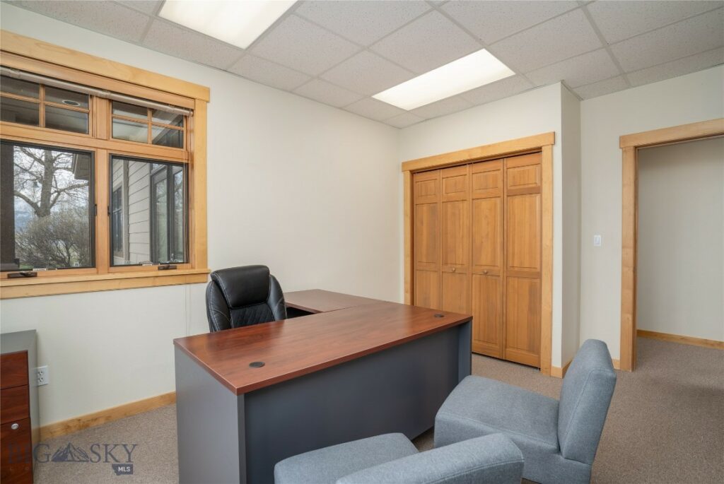 3825 Valley Commons Dr, Bozeman MT 59718