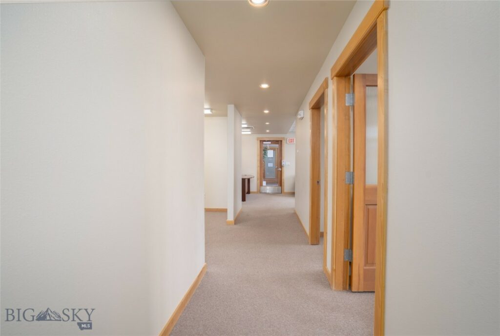 3825 Valley Commons Dr, Bozeman MT 59718