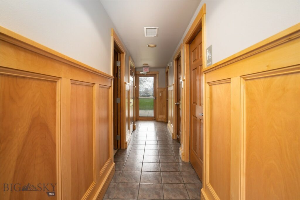 3825 Valley Commons Dr, Bozeman MT 59718