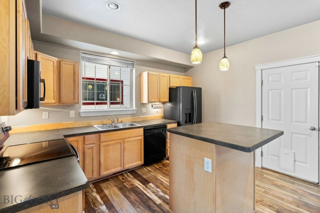 3911 Bosal Street, Bozeman MT 59718