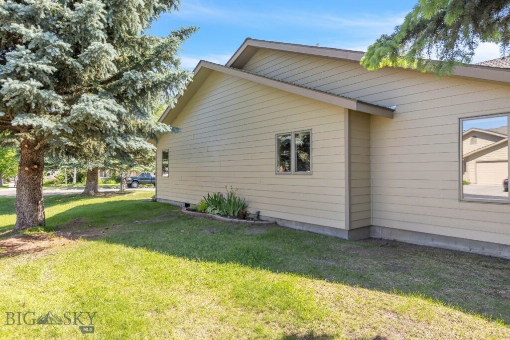 3922 W Broadwater Street, Bozeman MT 59718