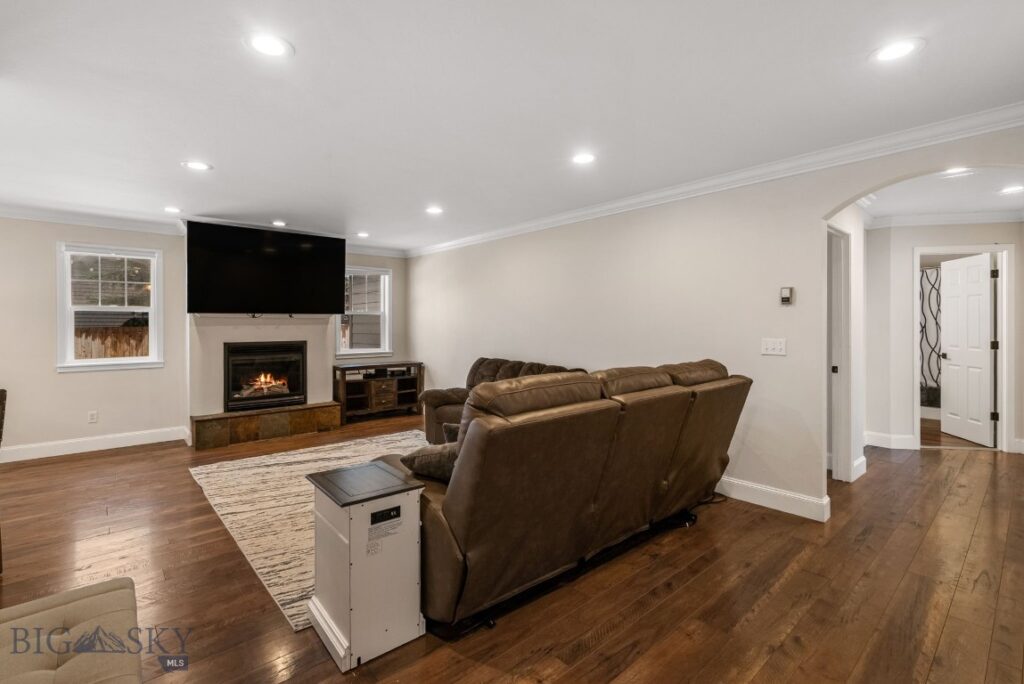 400 Sanders Avenue, Bozeman MT 59718