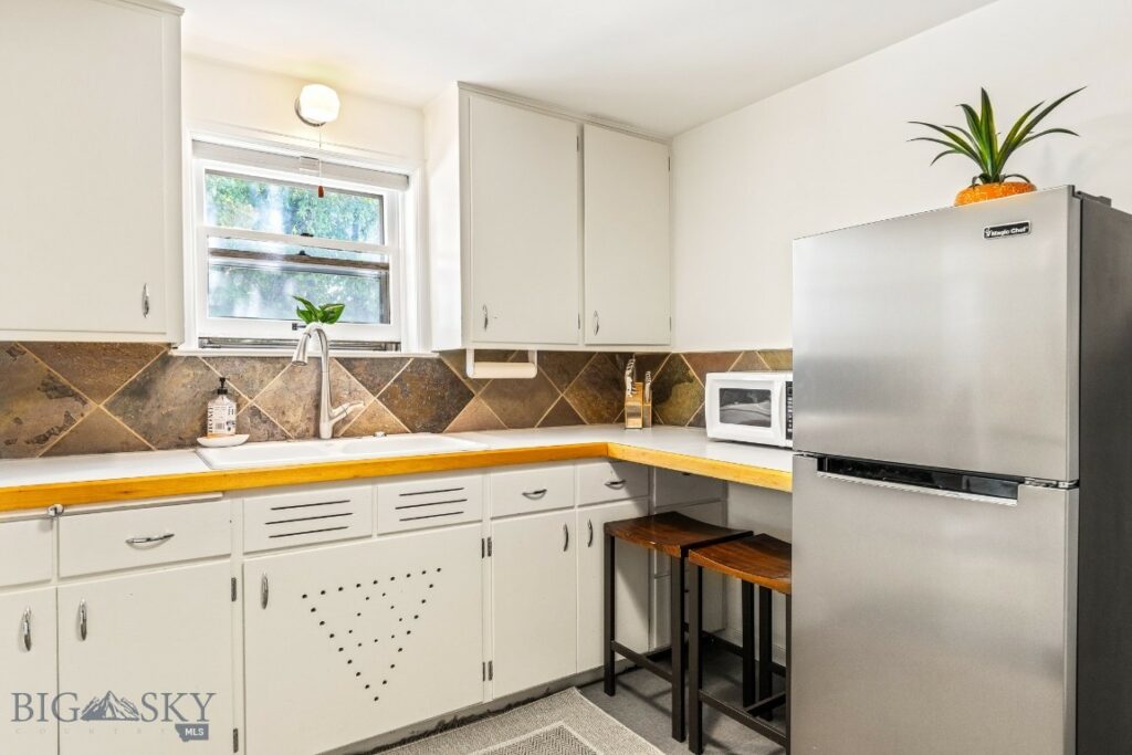 405 S Bozeman, Bozeman MT 59715