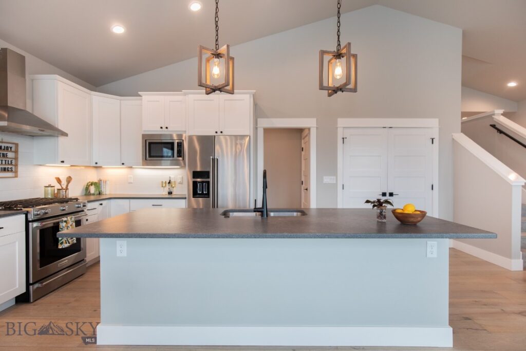 41 Lion Peak Drive, Bozeman MT 59718