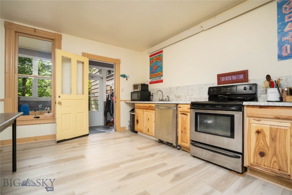 419 S 3rd Avenue, Bozeman MT 59715