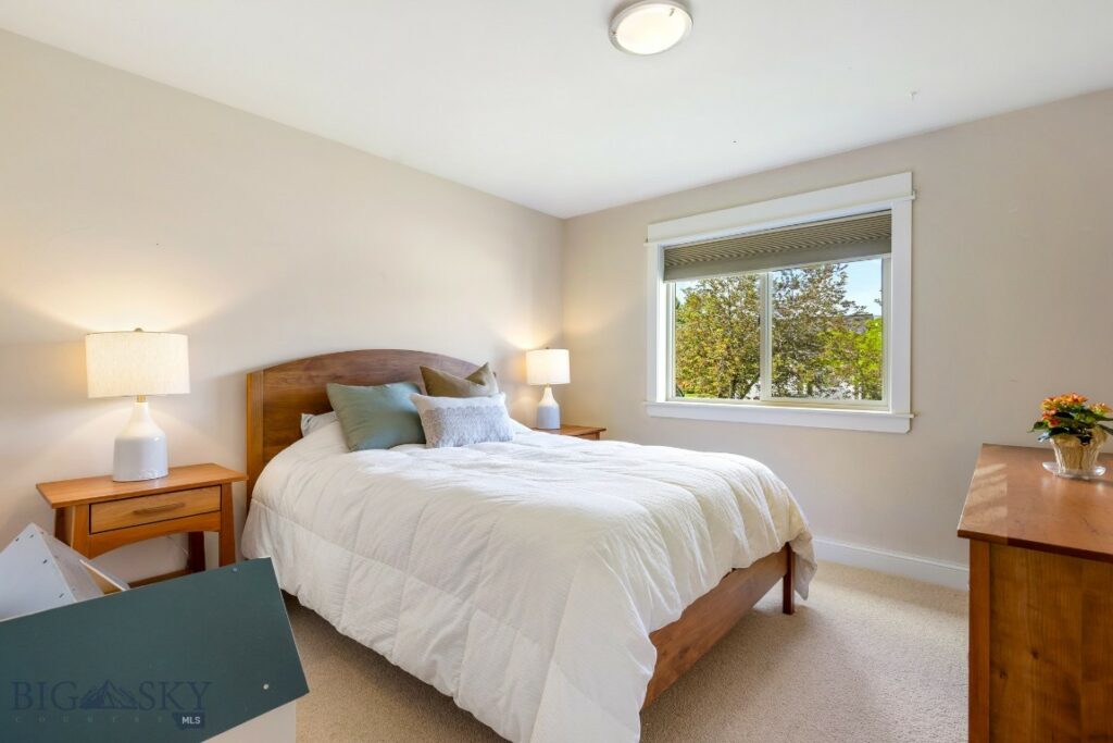 42 Indian Grove Lane, Bozeman MT 59718