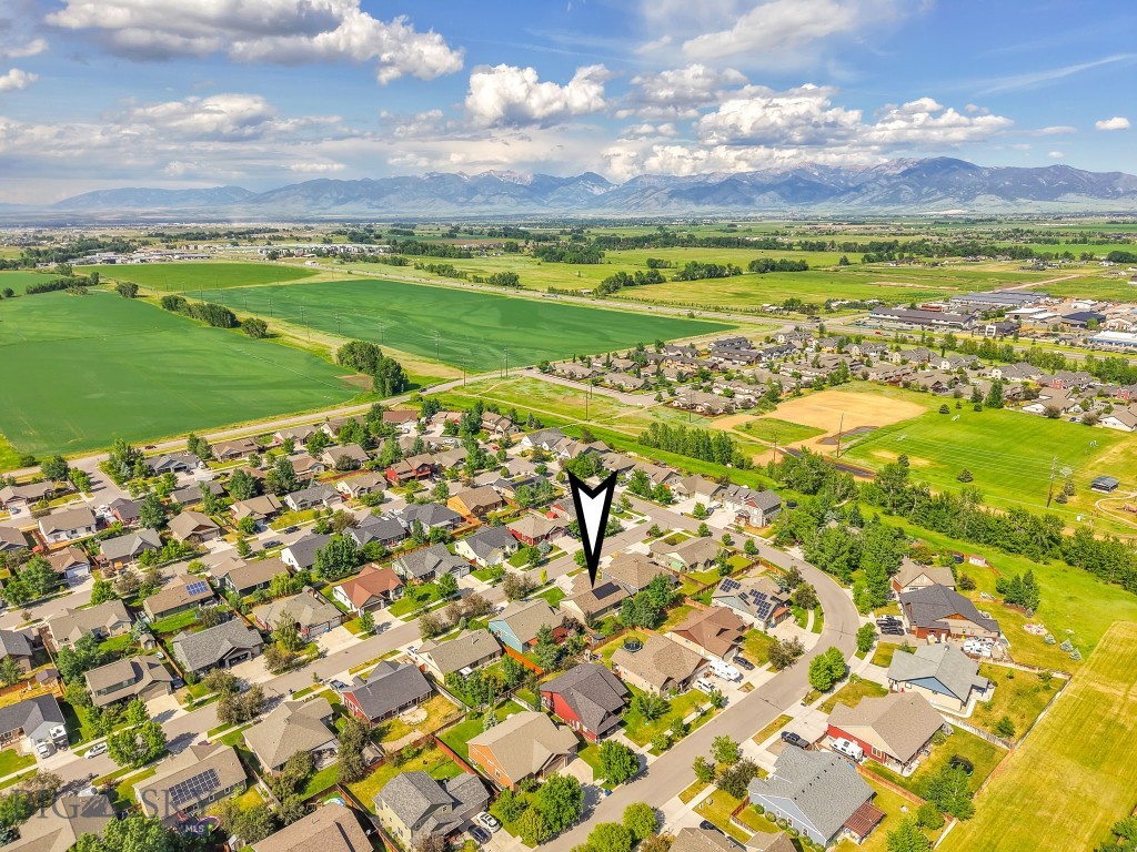 42 Indian Grove Lane, Bozeman MT 59718