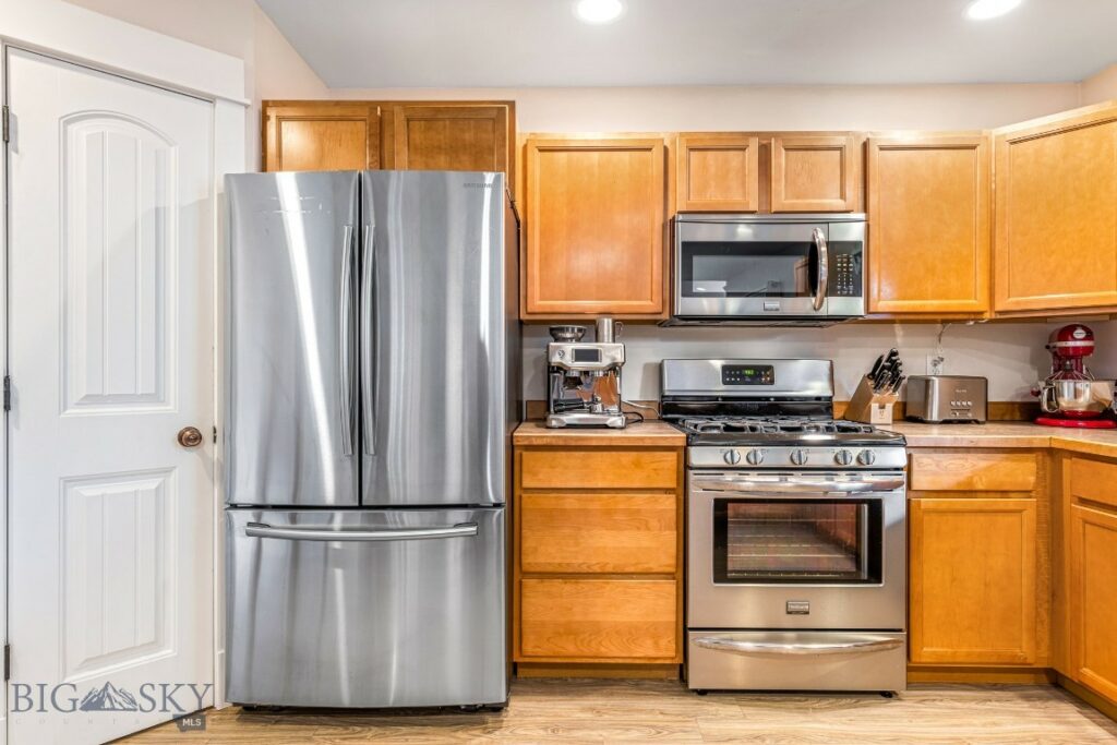 42 Indian Grove Lane, Bozeman MT 59718