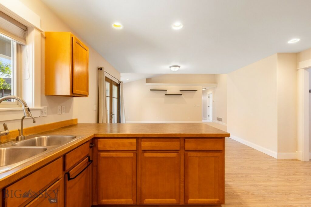42 Indian Grove Lane, Bozeman MT 59718