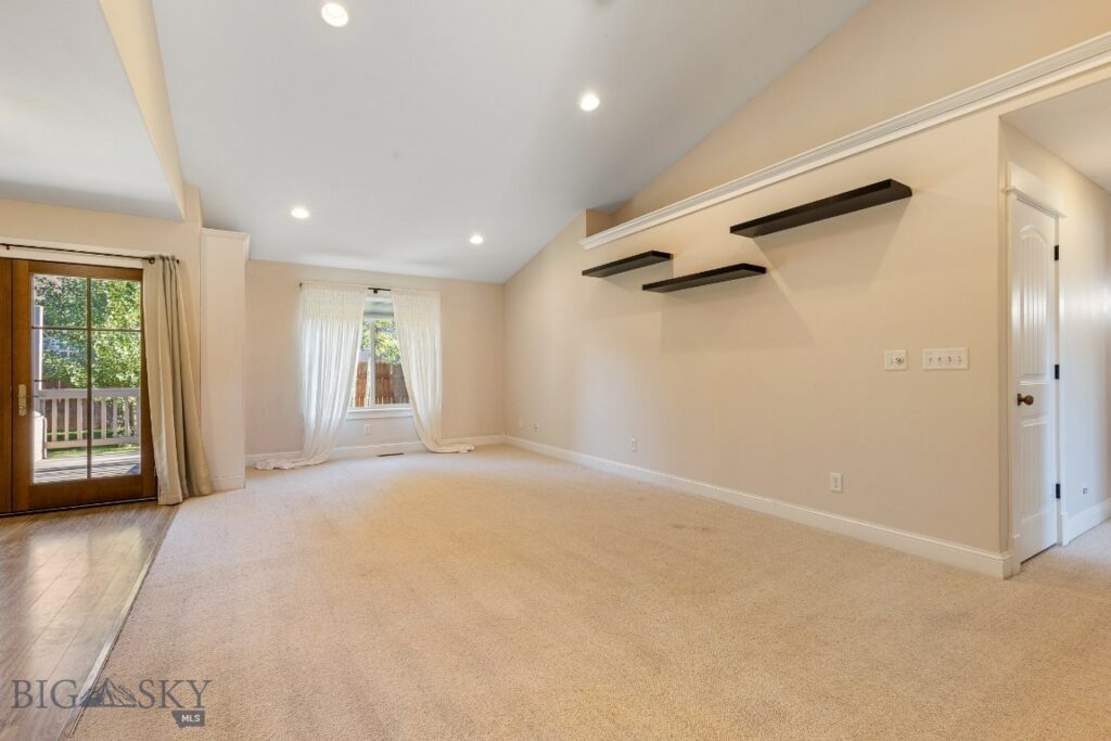 42 Indian Grove Lane, Bozeman MT 59718