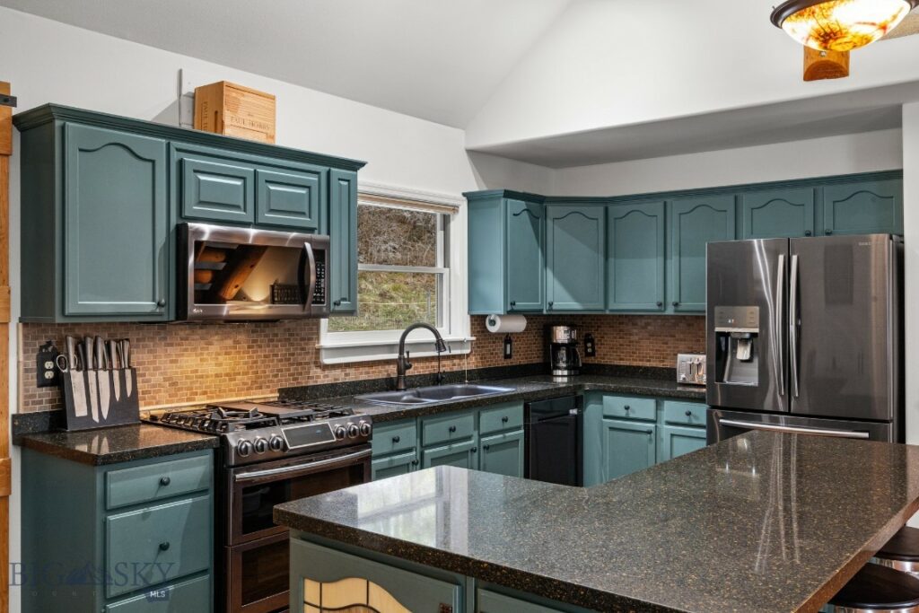 420 Colt Road, Bozeman MT 59715
