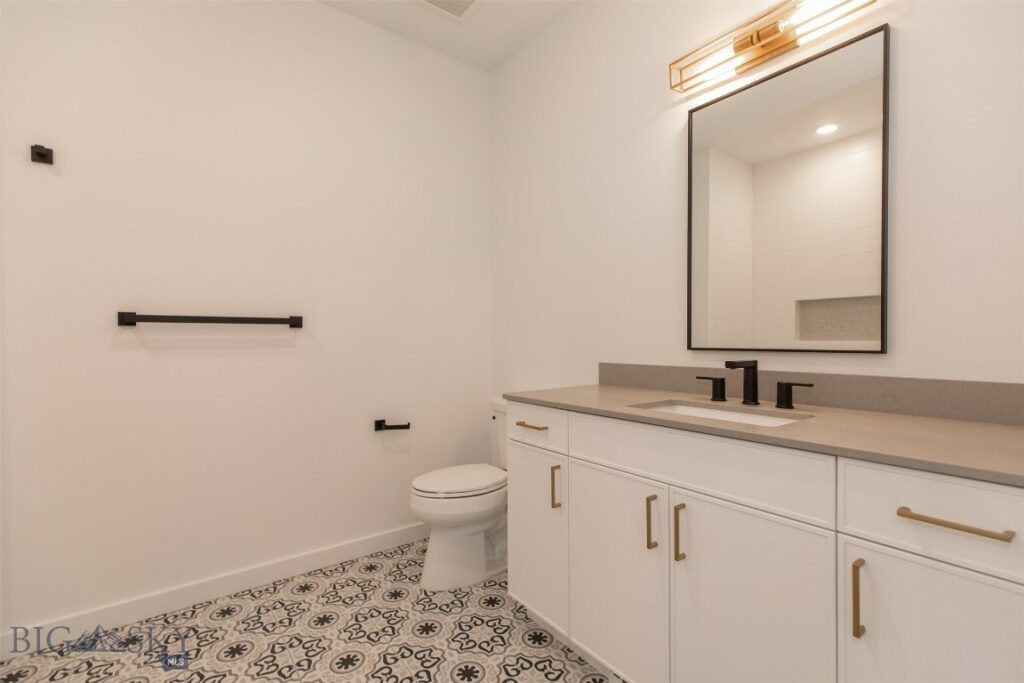 4204 Ravalli, Bozeman MT 59718