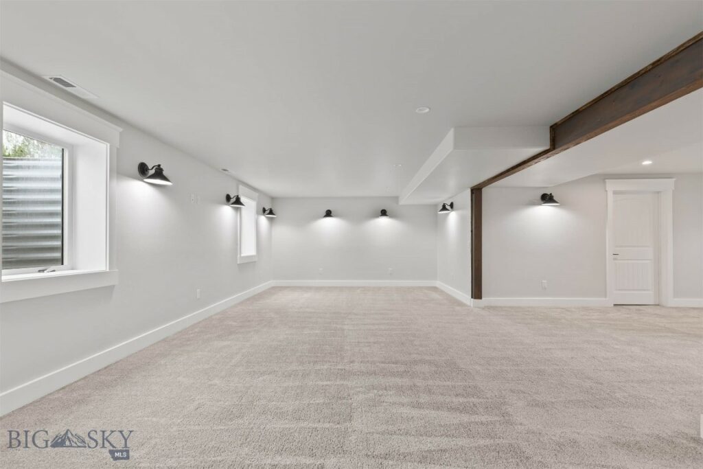 9704 River Road, Bozeman MT 59718