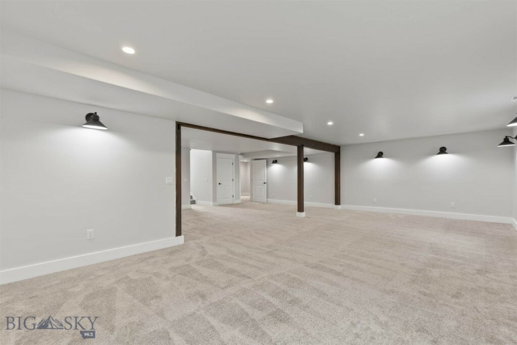 9704 River Road, Bozeman MT 59718