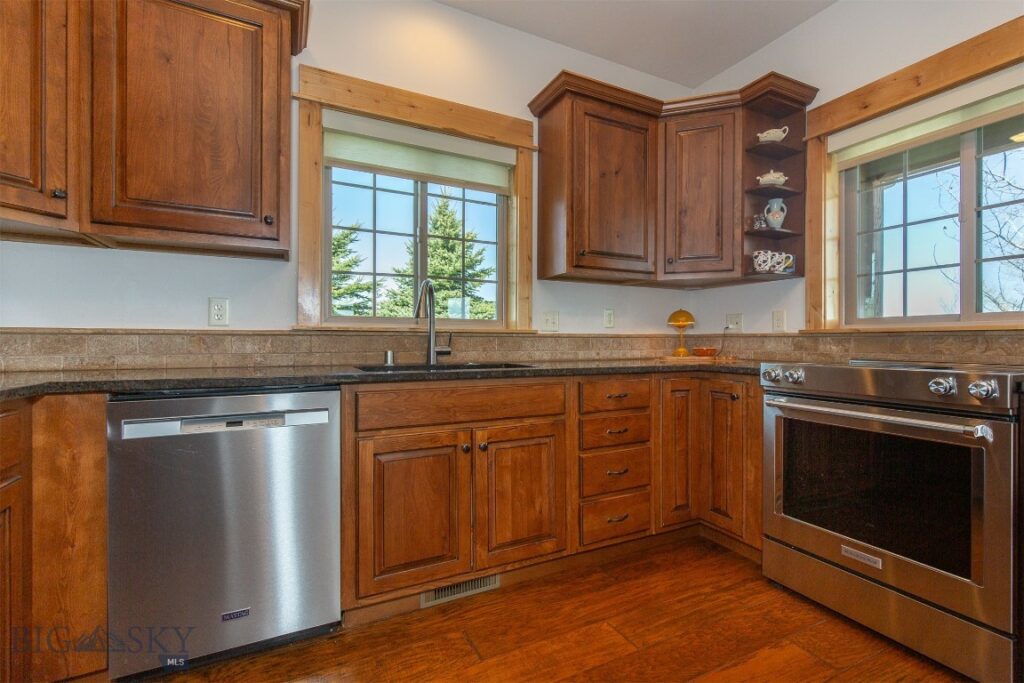 423 Parklands Trail, Bozeman MT 59718