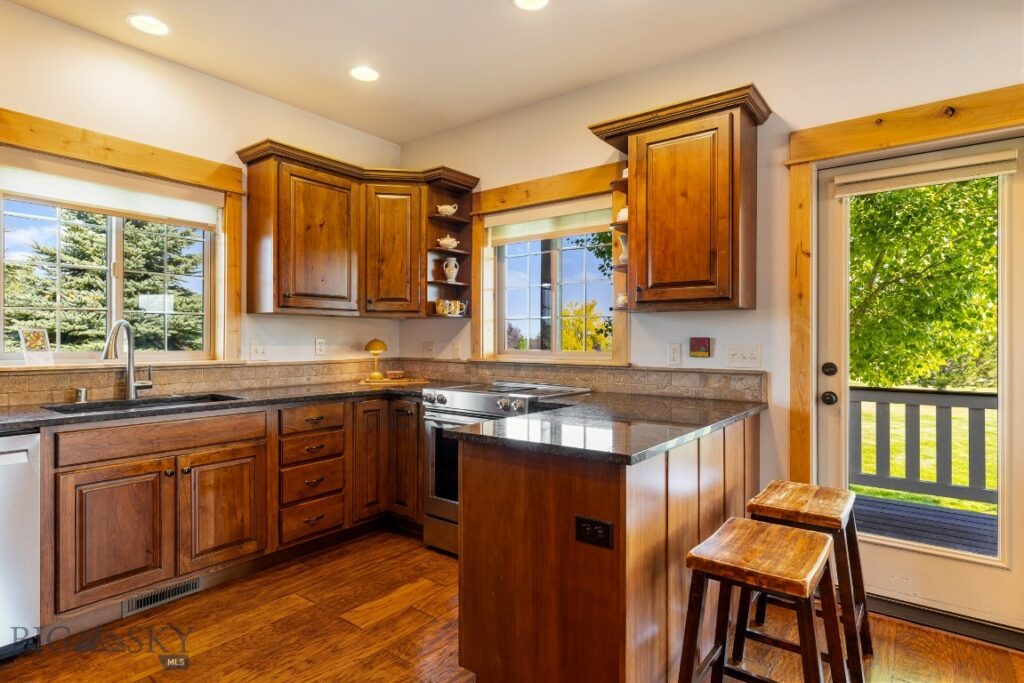 423 Parklands Trail, Bozeman MT 59718