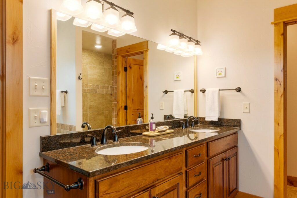 423 Parklands Trail, Bozeman MT 59718