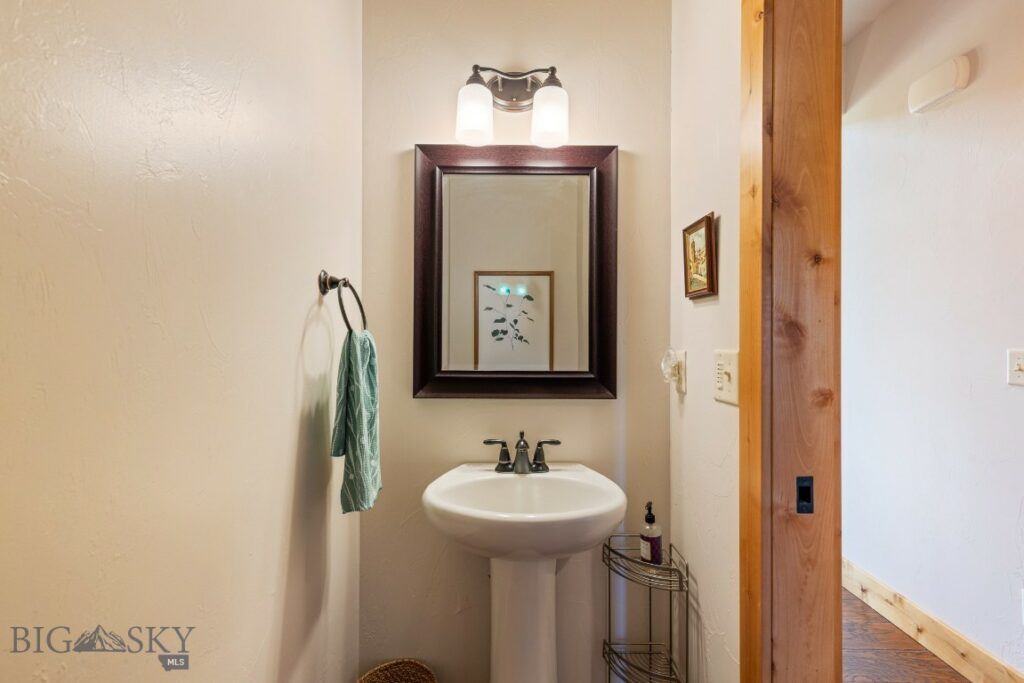 423 Parklands Trail, Bozeman MT 59718