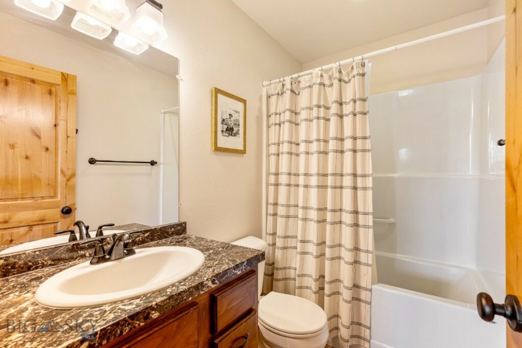 423 Parklands Trail, Bozeman MT 59718
