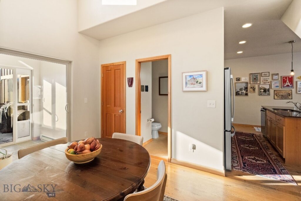 4256 Cover Street, Bozeman MT 59718