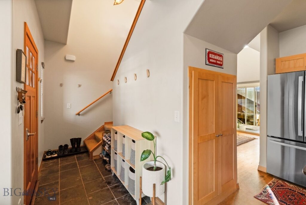 4256 Cover Street, Bozeman MT 59718