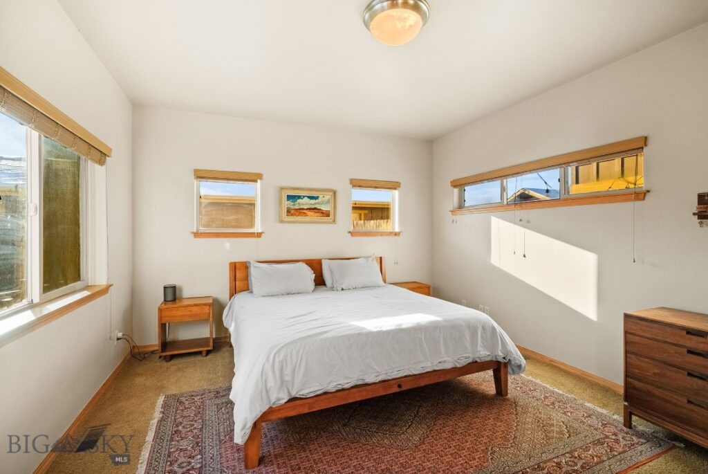 4256 Cover Street, Bozeman MT 59718