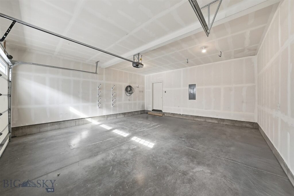 4348 Glenwood Drive, Bozeman MT 59718