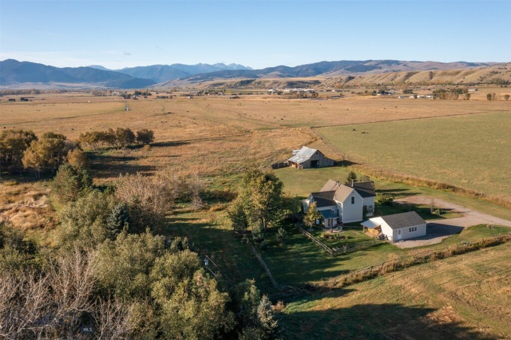 435 Deer Spring Lane, Bozeman MT 59718