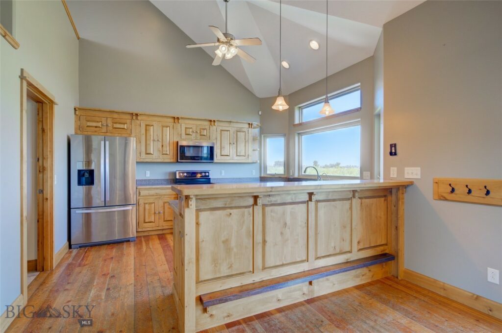 437 Old West Trail, Bozeman MT 59718