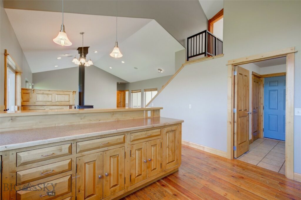 437 Old West Trail, Bozeman MT 59718