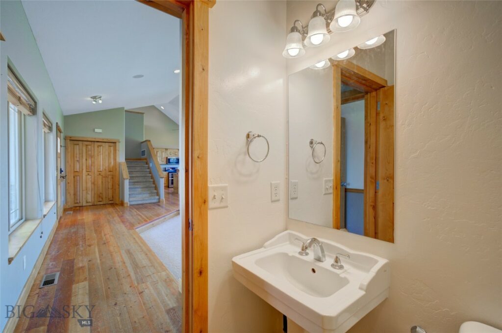 437 Old West Trail, Bozeman MT 59718