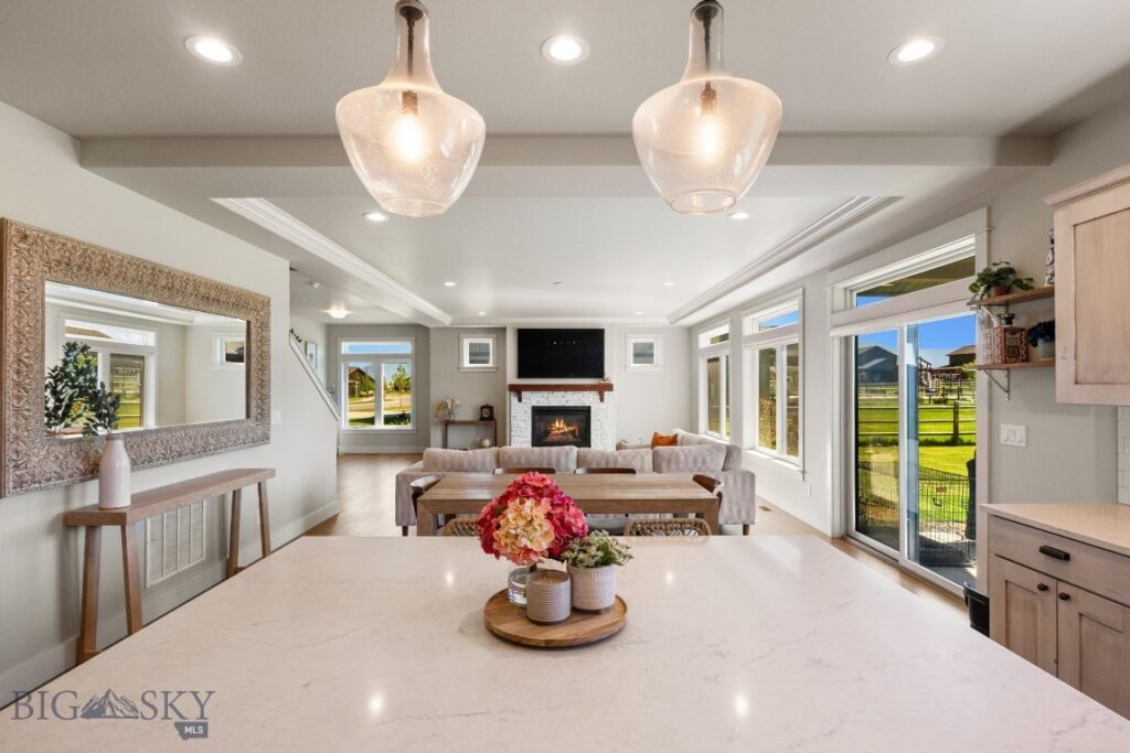 438 White Horse Loop, Bozeman MT 59718