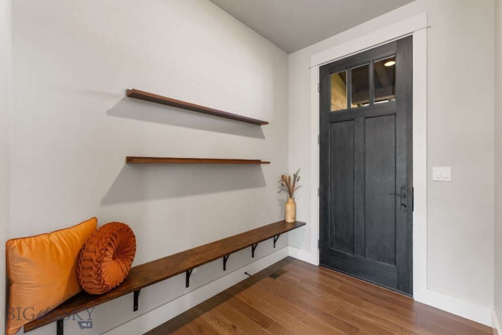 438 White Horse Loop, Bozeman MT 59718