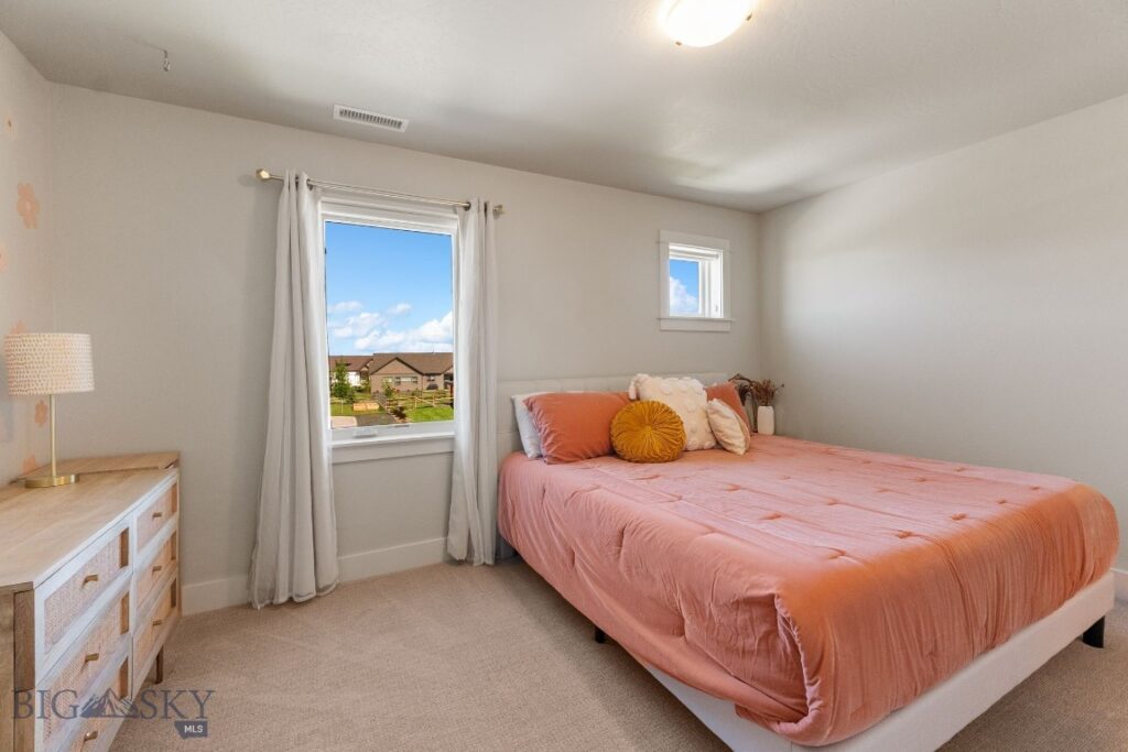 438 White Horse Loop, Bozeman MT 59718