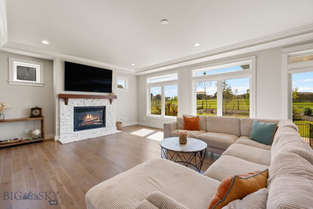 438 White Horse Loop, Bozeman MT 59718